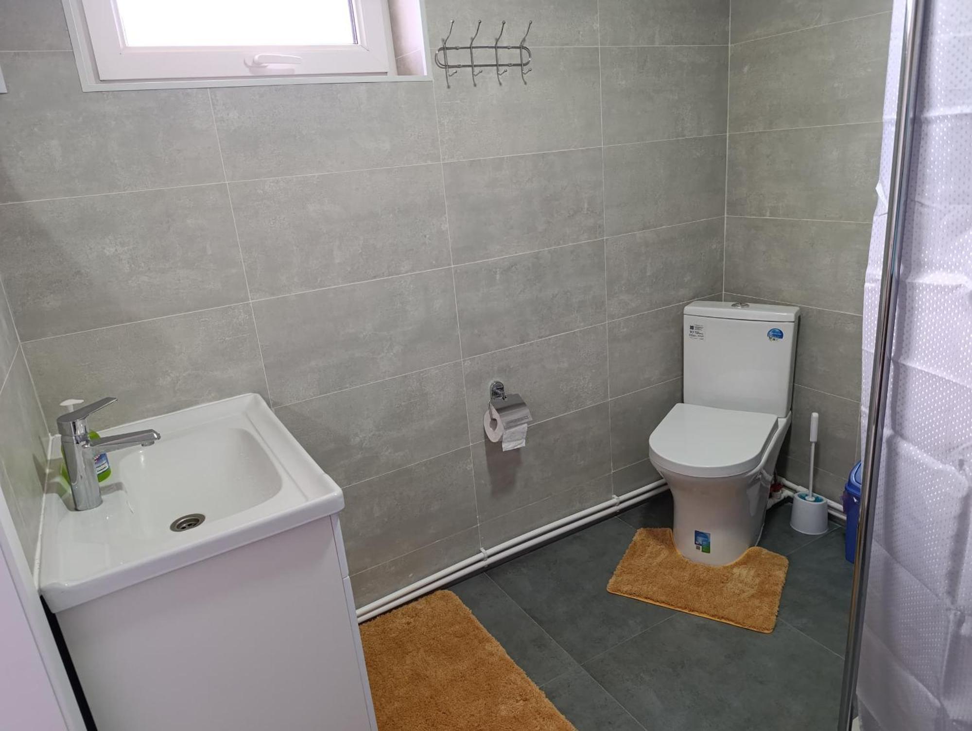 Kochkor Center Guesthouse מראה חיצוני תמונה